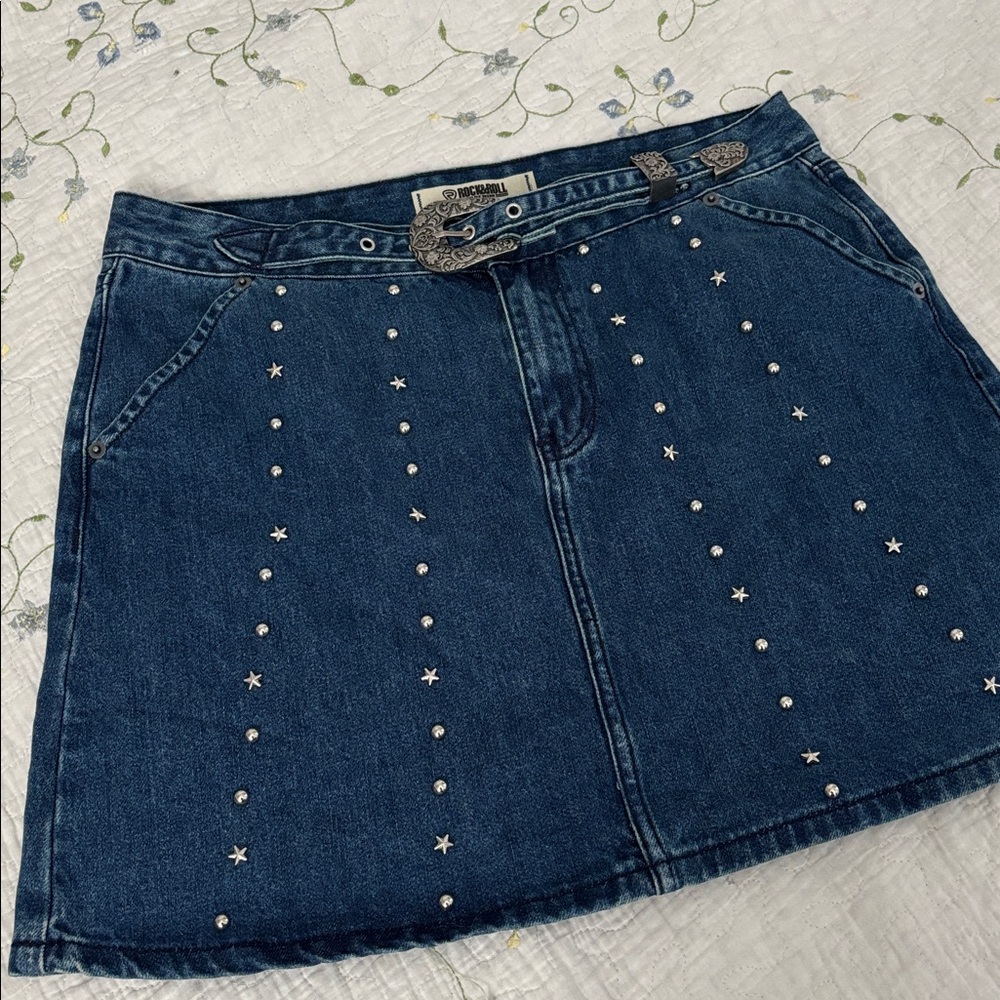 Rock & Roll Denim Y2K Western High Waisted Star Stud Mini Skirt W/Buckle Size 30